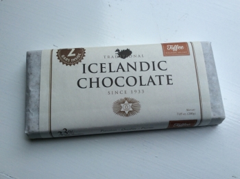 Icelandic Chocolate Bar with Toffee 