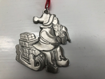 Tomte in sleigh- Swedish Pewter, 2"